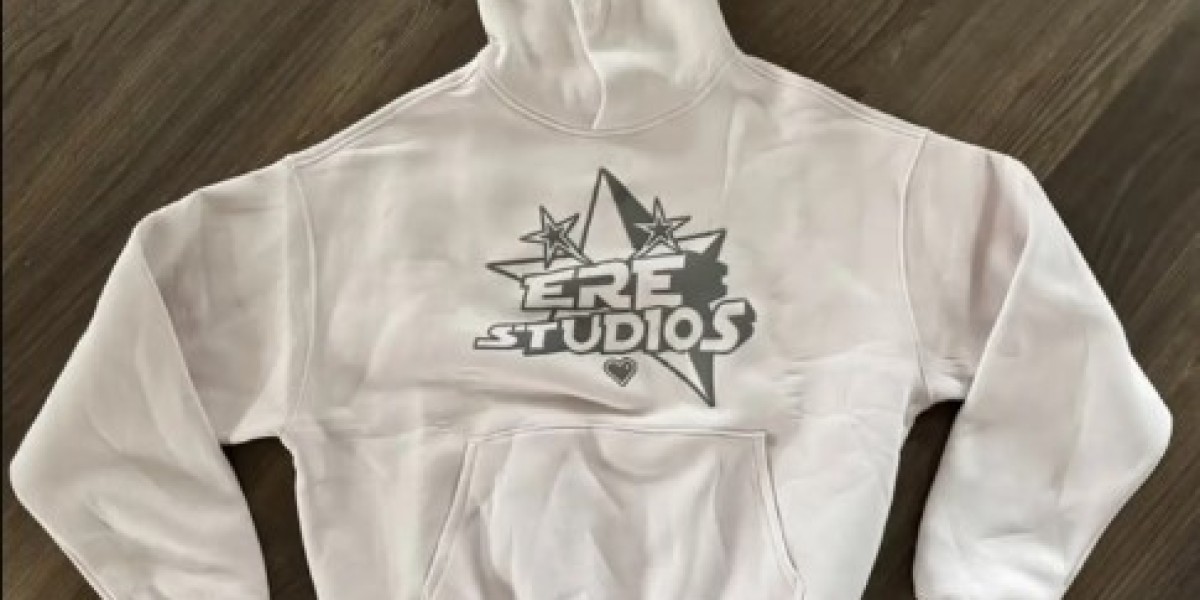 Ere Studios Clothing : Look at Cutting-Edge Streetwear Fashion