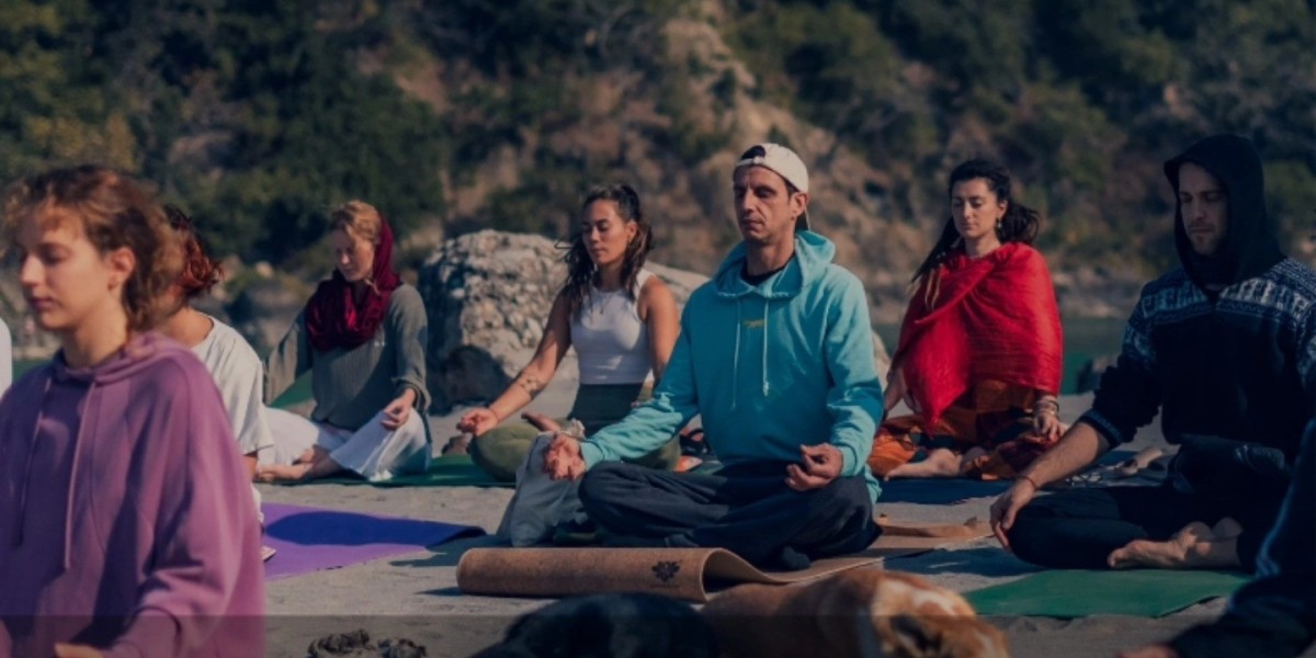 Foundations of Yoga Practice in 100 Hours