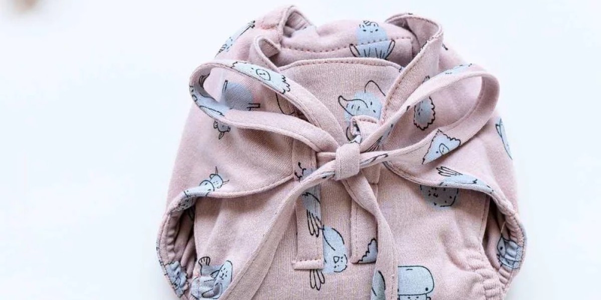 Reusable Muslin Nappies for Babies: Eco-Friendly and Rash-Free