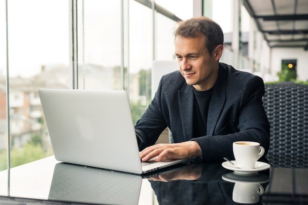 Is Renting Laptops the Game-Changer Your Business Needs?