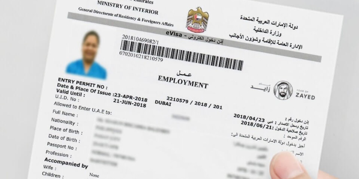 Nanny or Daycare? Why More Parents in Dubai Prefer One-on-One Care