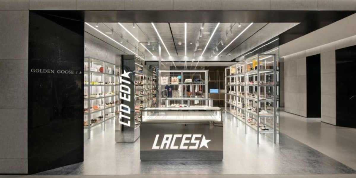 Golden Goose Shoes Store Milan and Paris take over