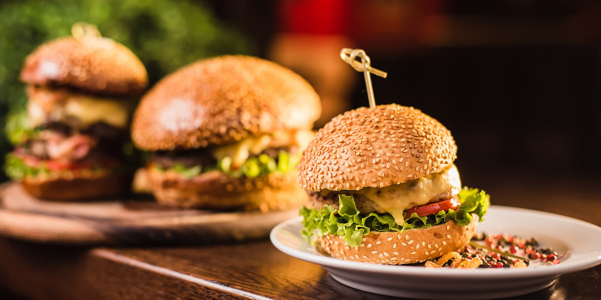 How Are the Best Burgers in Lahore Made So Tasty