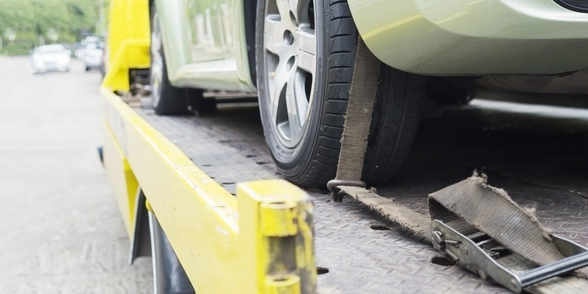 How to Get Car Recovery in the UAE: Desert & Highway Tips