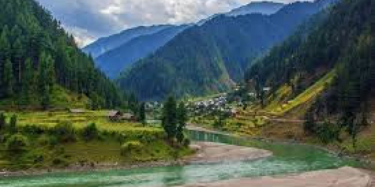 “Explore Neelum Valley: Azad Kashmir Tour Packages by NatureHike Pakistan”
