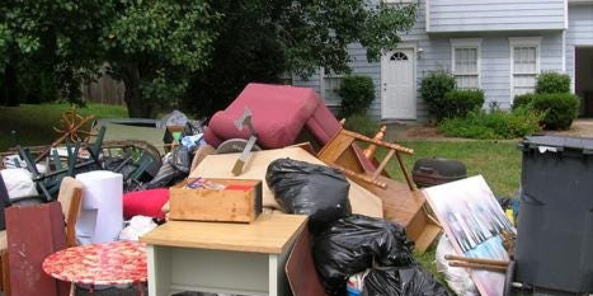 How Junk Removal Services in Simi Valley, CA Simplify Decluttering