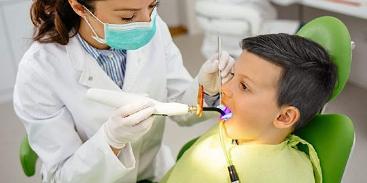 Need an Emergency Dentist in Brampton? Here’s What to Expect at Caplash Dental