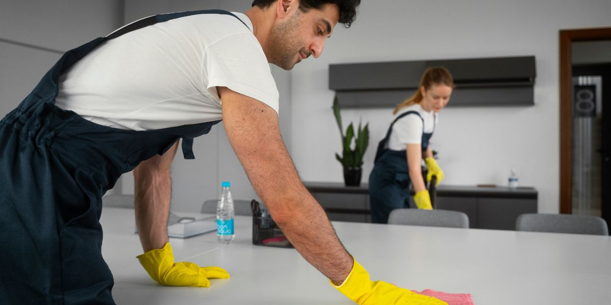 Office Cleaning in Chicago: Reliable Services for Professional Results