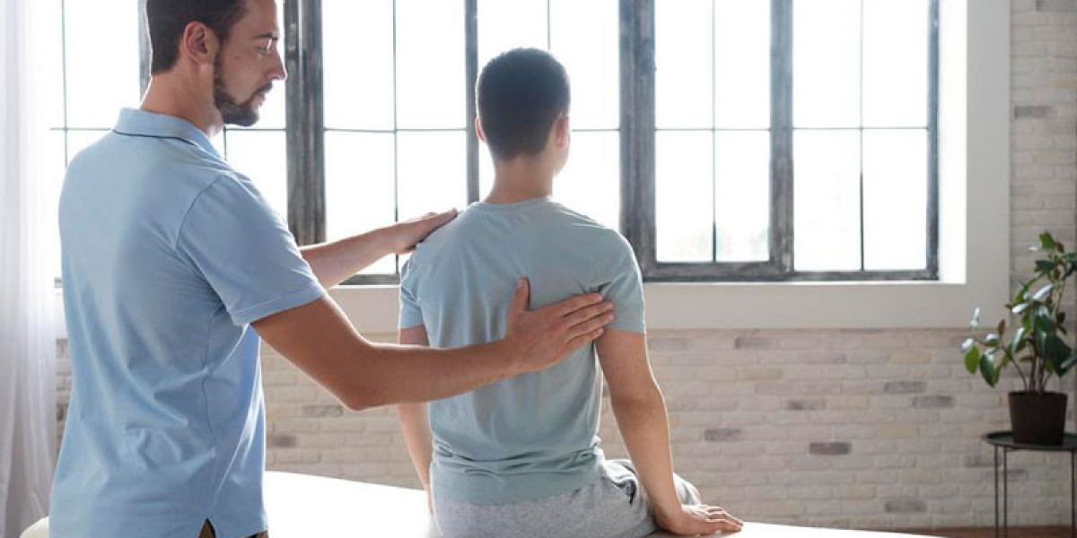 Skilled Physiotherapists Helping Patients Recover in Edinburgh