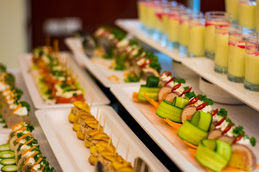 How to Incorporate Local Flavors into Your Birthday Party Catering Menu