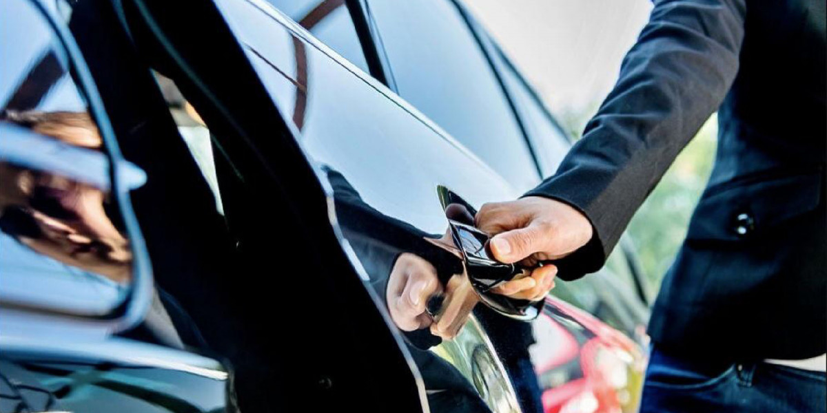 Hamptons Limousine Service, Limo to Hamptons & Car Service Hamptons – Famous Drive