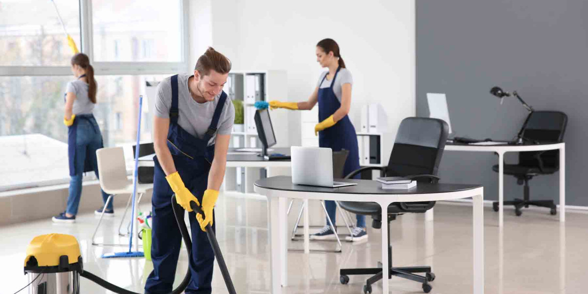 From Small Offices to Large Facilities: How Much Does Commercial Cleaning Cost?