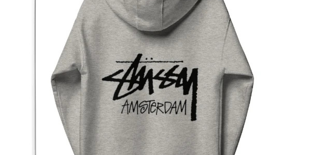 Trend Trailblazer: Mastering the Stylish Hoodie in 2025