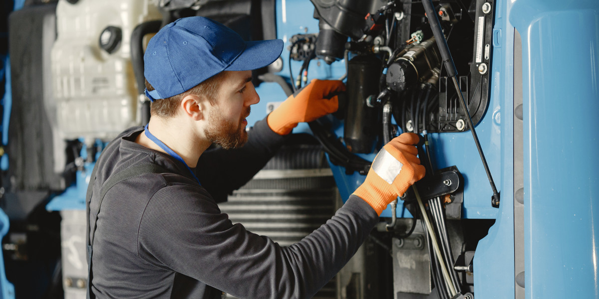 Welding, Painting, and Body Services from CS Truck & Trailer