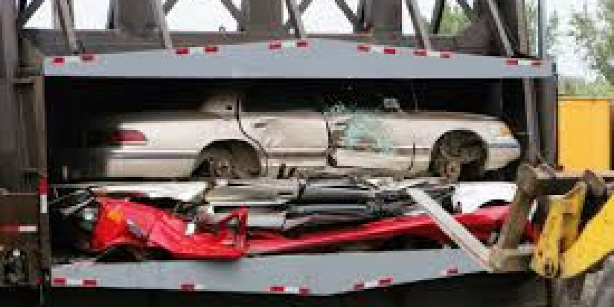 Junk Car Removal in Toronto: Turn Your Old Vehicle into Cash Instantly
