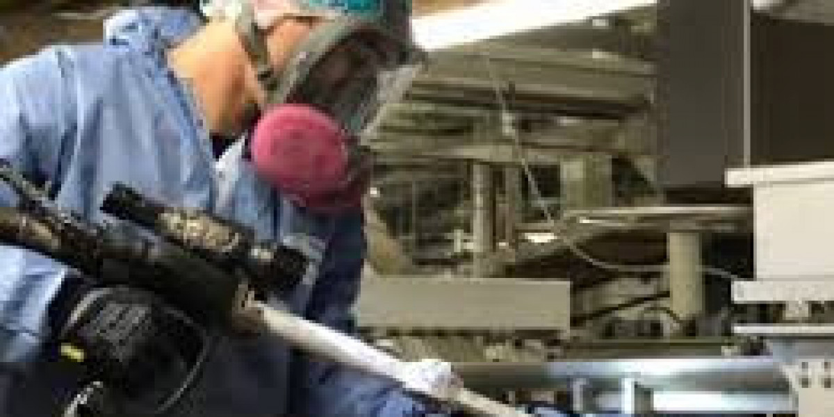 How Dry Ice Blasting Solves the Challenges of Industrial Equipment Cleaning