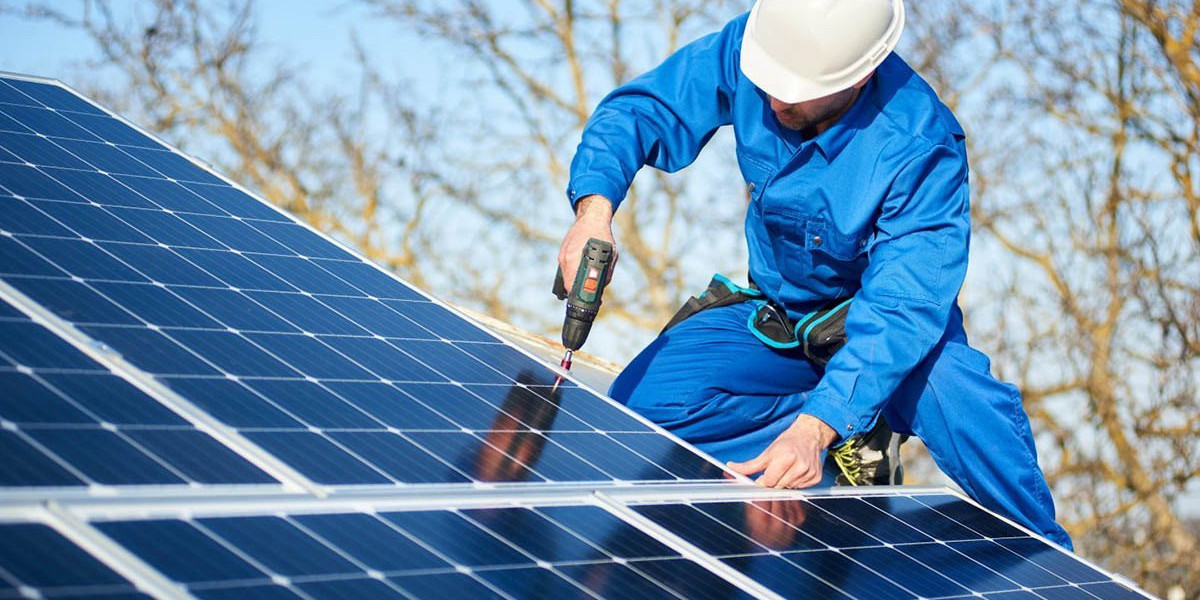 High-Efficiency Solar Installations: Solstellar’s Expert Team, Battery Backups, Monitoring, and Local Support