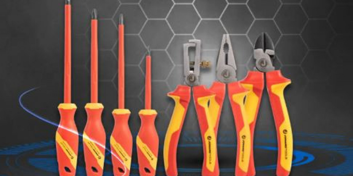 Essential Tools Every Electrical & Cabling Technician Should Rely On