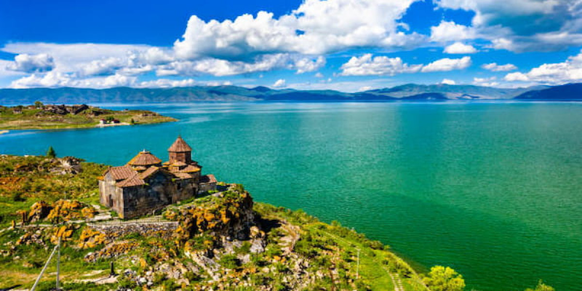What Are the Top Tourist Places in Armenia for Culture Lovers?