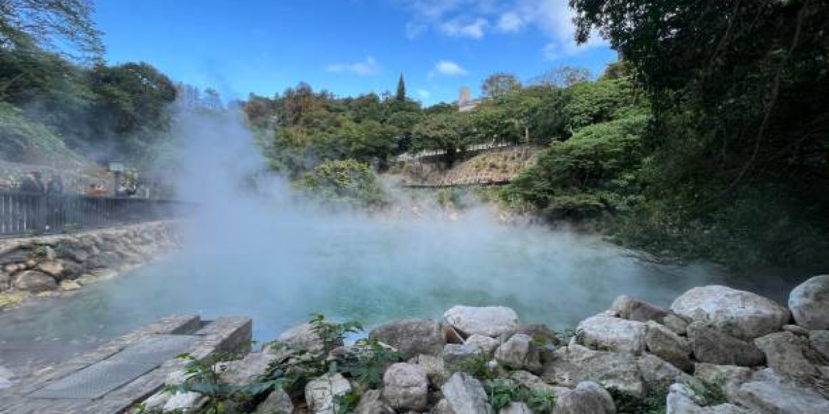 Exploring Taiwan’s Natural Wonders: Mountains, Hot Springs & Coastline