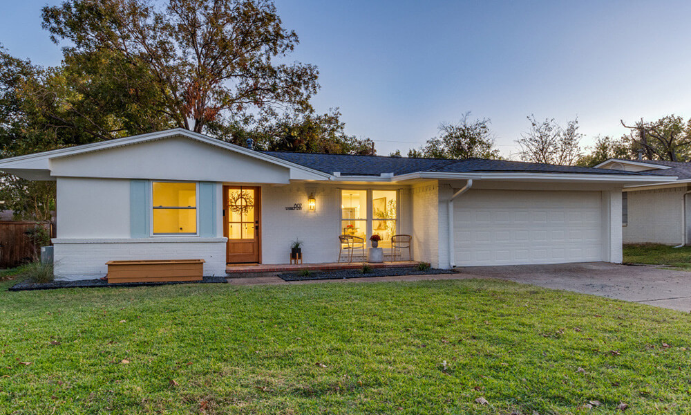 Exterior Painting in Dallas (Homeowner Guide + Costs)