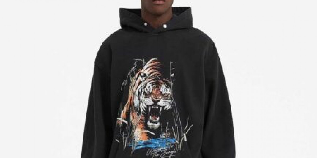 REPRESENT HOODIE: Luxury Streetwear with Timeless Style