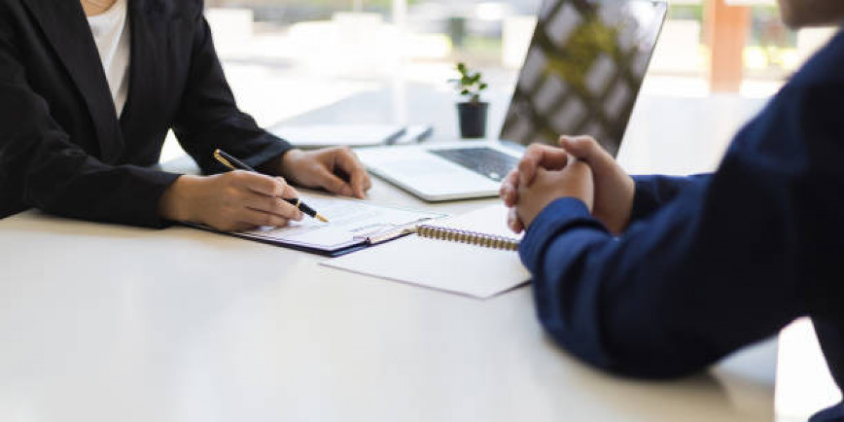 How Can a CDL Temp Agency Solve Your Driver Shortages?