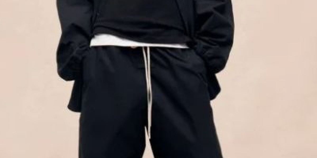 Essentials Tracksuits Sizing Gaps Between Small and Medium