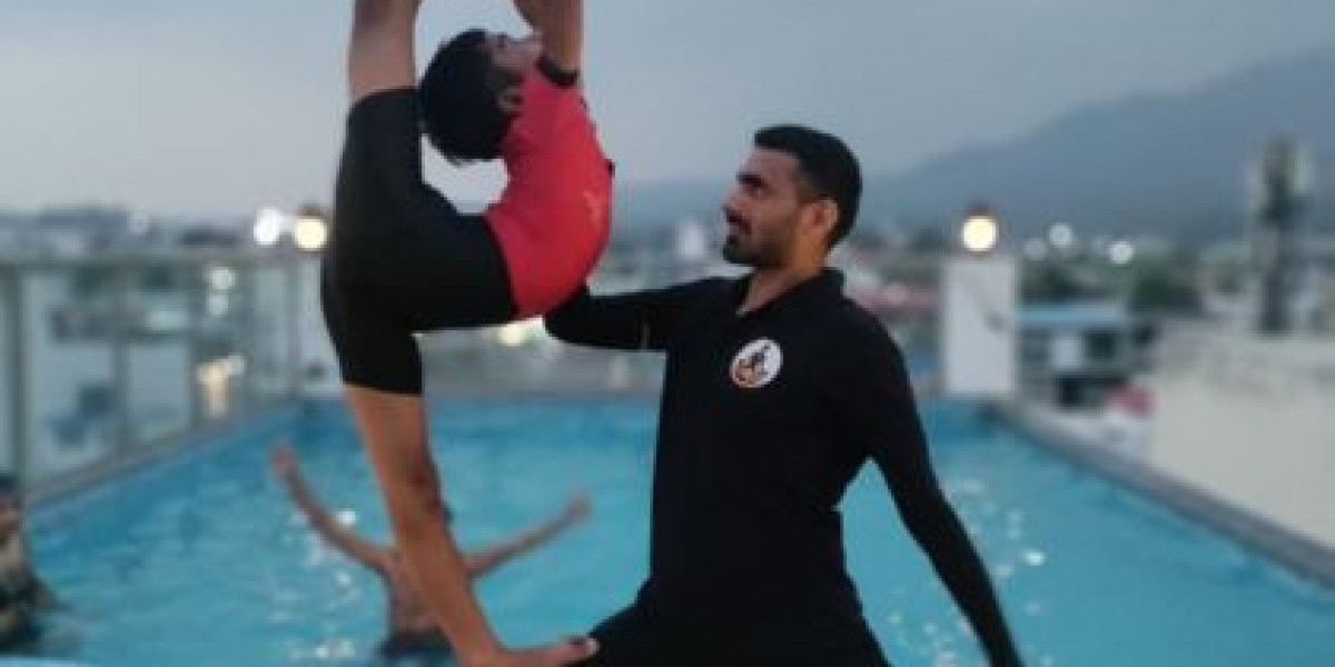 6 Luxury Hotels in Rishikesh with In-House Yoga Retreats