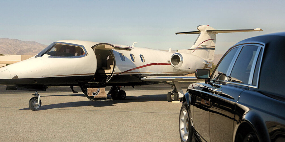 Is Airport Limo Service Toronto the Best Airport Travel Option?