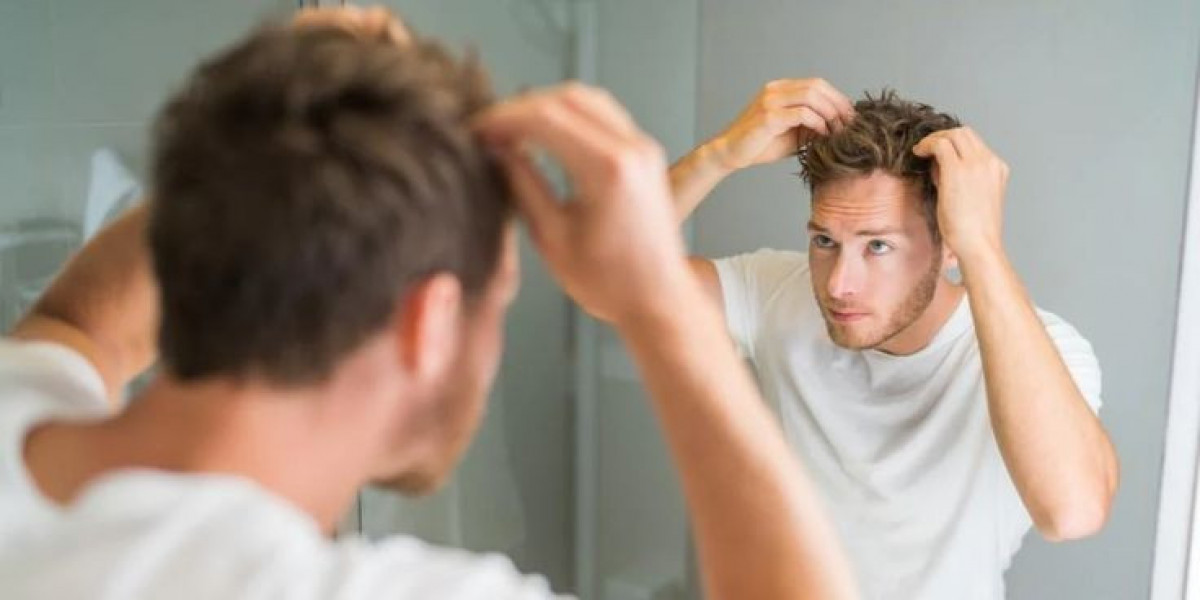 Seasonal Hair Transplant Timing Tips for Riyadh