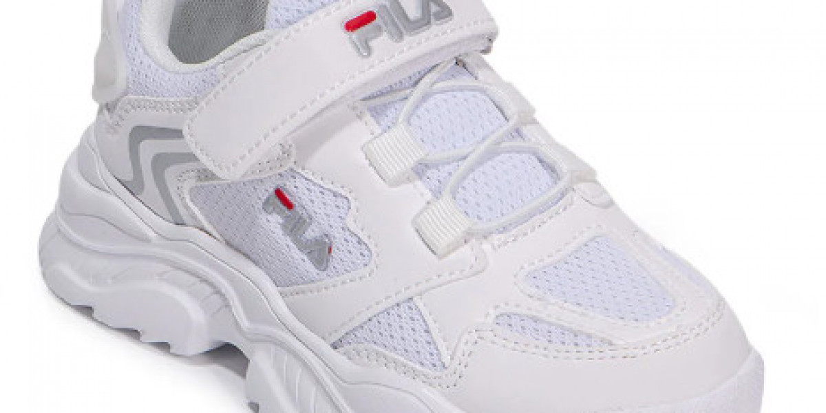 FILA Thunder รองเท้าลำลองเด็ก ดีไซน์สปอร์ต ใส่สบายทุกกิจกรรม