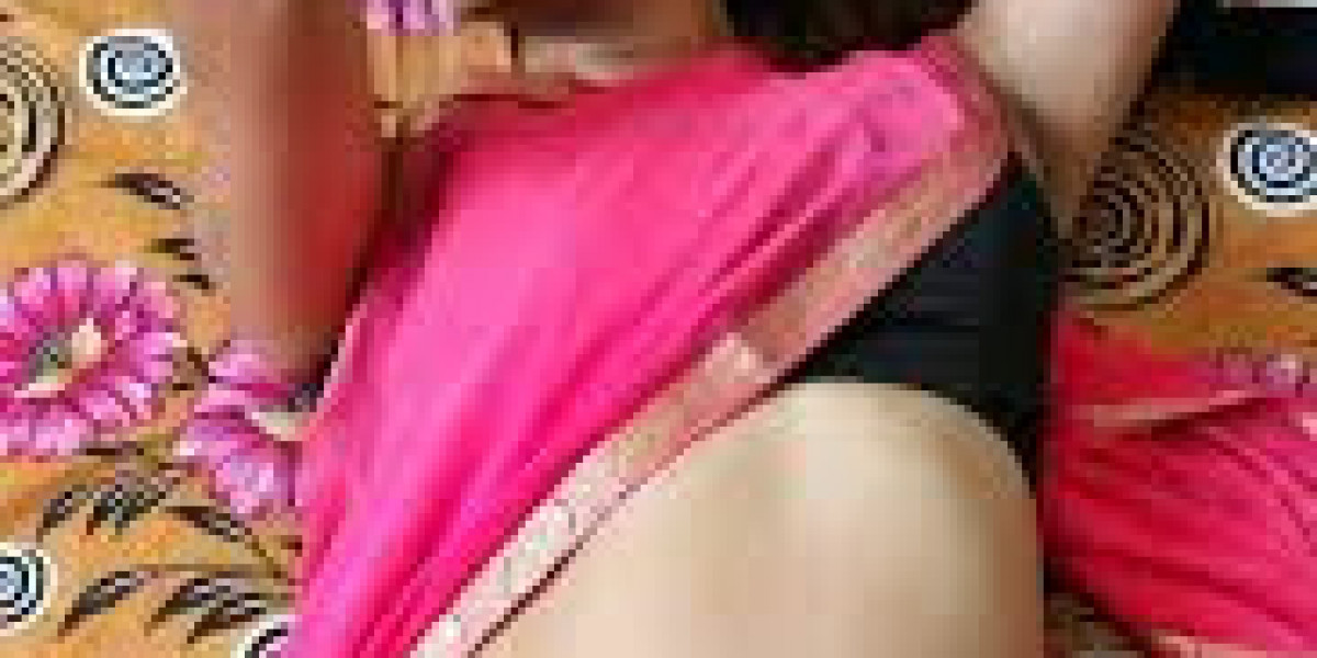 Bangalore Escort Services by Ana Fox – Premium, Discreet & Independent Companionship