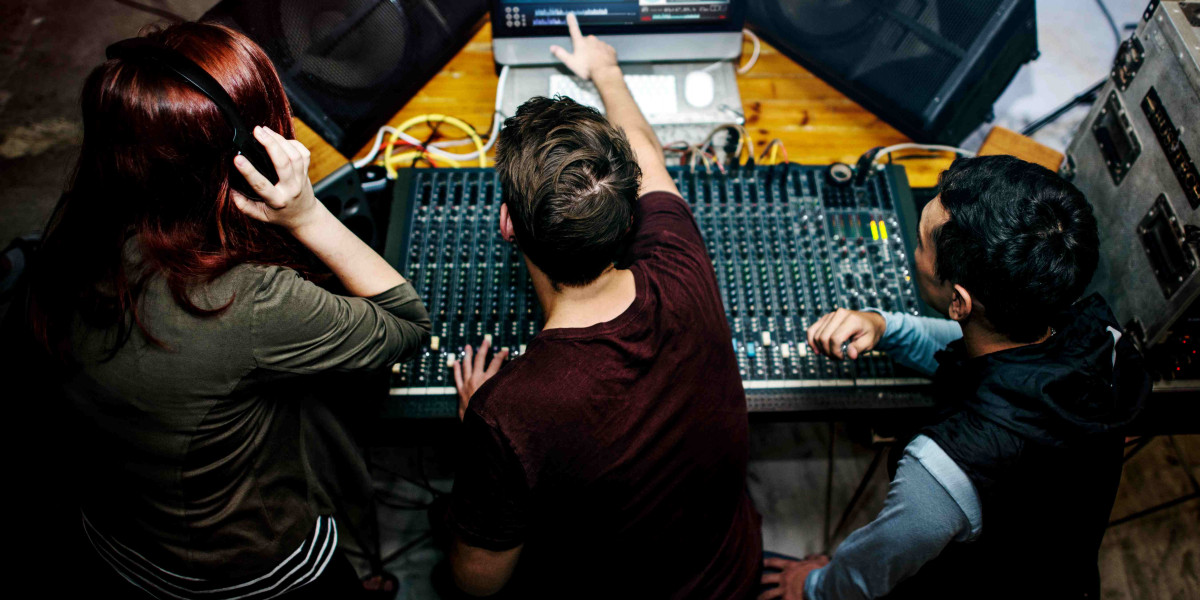 Sound System and Audio System Rental in Dubai for Events and Shows