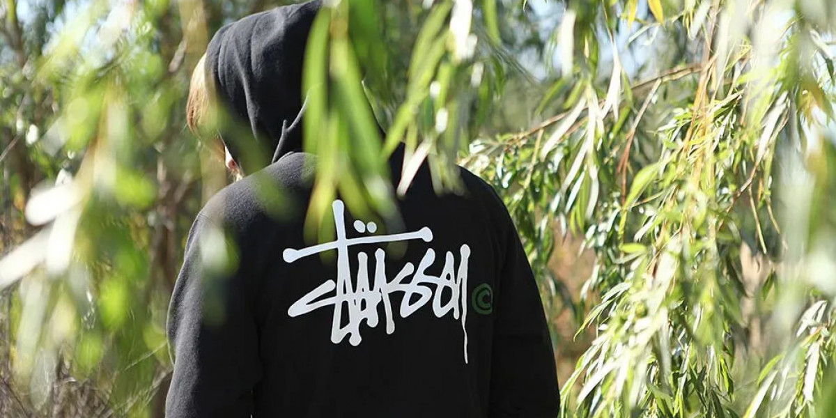 The Legacy of Stussy and the Enduring Appeal of the Stussy Hoodie